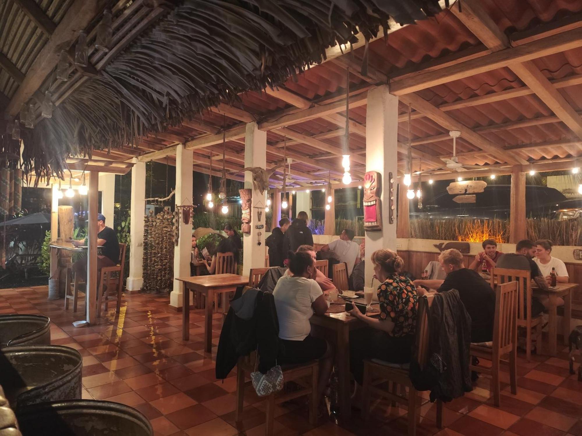 Tiki Lodge Hotel De Charme Santa Catalina Exterior photo